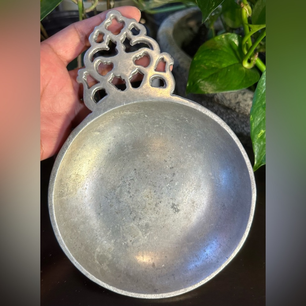Vintage RWP Wilton Columbia PA USA Porringer